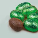Carrés alu verts pour bonbons et chocolats (x50) Carrés alu verts pour bonbons et chocolats (x50)