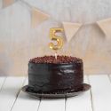 Chiffre 3D 5 doré sur pique Patisdécor Chiffre 3D 5 doré sur pique Patisdécor