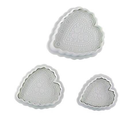 Découpoir éjecteur coeur brodé Technicake